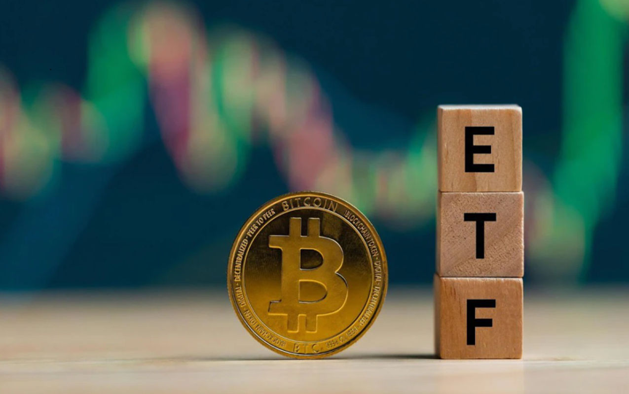 Bitcoin ETF dominance